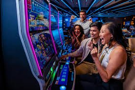 Kalender turnamen mingguan di warkop4d menampilkan acara Sydney Pools dan slot games